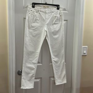 White Girlfriend jeans